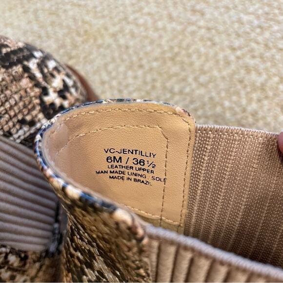 Vince Camuto Jentilliy Chelsea Snakeskin Leather Ankle Booties Chunky Heel US 6 - Picture 6 of 10